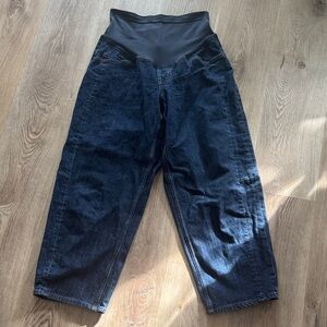 Old Navy Maternity Barrel Leg Jeans